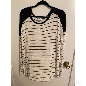 Old Navy Long Sleeve Tshirt